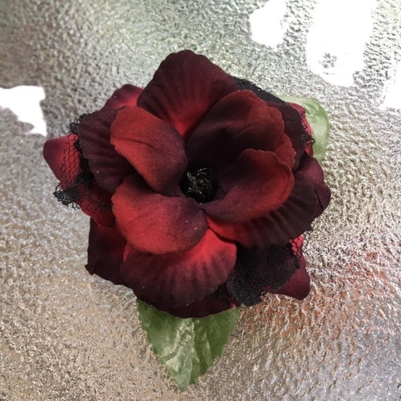 Deep Burgundy Floral Pinup Goth Hair Clip - Picture 2 of 3